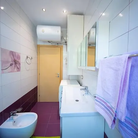 Cozy Helen Apartament Tirana