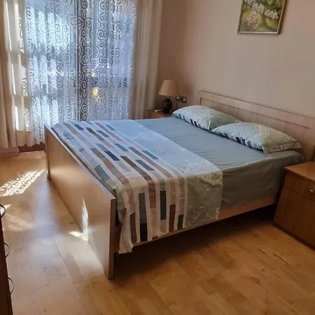 Cozy Helen Apartament * Tirana